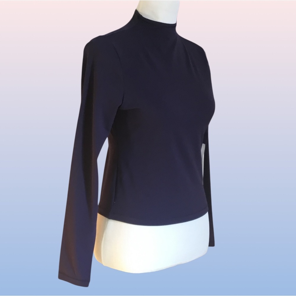 Vuori All The Feels Long Sleeve Mock Top - Picture 8 of 14